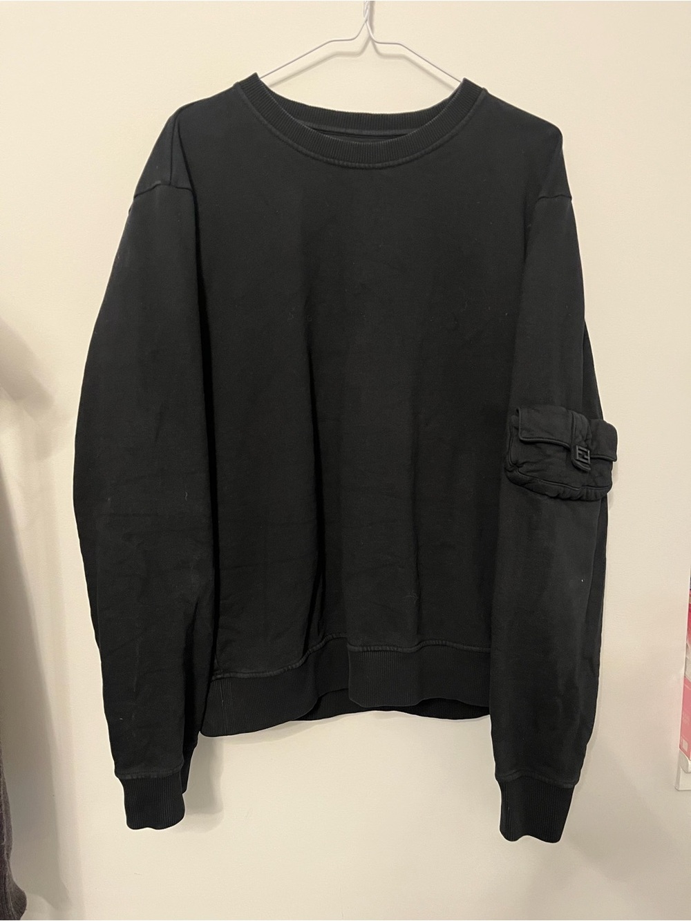 Fendi Black Men's Crewneck Sweatshirt with Sleeve Pocket